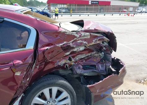 2011 Honda Accord 2.4 Ex from USA, damaged, VIN 1HGCP2F7XBA029299